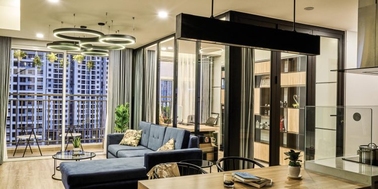 Chất trẻ trong một căn hộ vừa cải tạo - 1