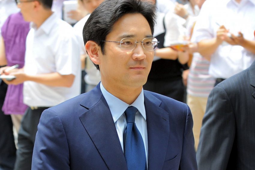 Samsung gặp khó khăn khi Nhật - Hàn tranh cãi chính trị