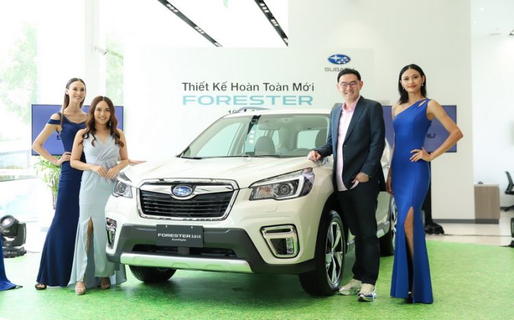 Khai trương showroom Subaru mới và ra mắt Forester 2019 giá từ 990 triệu đồng tại Việt Nam