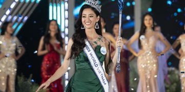 Hoa hậu Thế giới Việt Nam 2019 gọi tên nữ sinh Ngoại thương Hà Nội