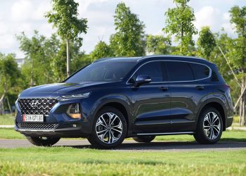 Hyundai Santa Fe lần đầu vào Top 10 xe bán chạy nhất Việt Nam