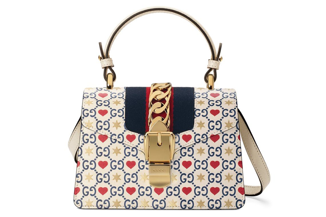 Bộ sưu tập túi đặc biệt của Gucci cho ngày Valentine Trung Quốc lãng mạn