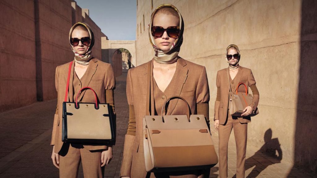 Bộ sưu tập Title Bag của Burberry với nhiều sắc màu tươi mới - 3