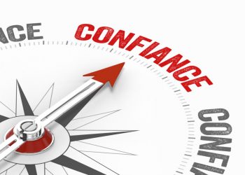 Ngân hàng Nhà nước cảnh báo cuộc đua tăng lãi suất huy động - 1