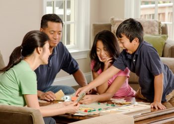 Chuyện nhà tôi: Gia đình sao toàn… khắc khẩu - 2