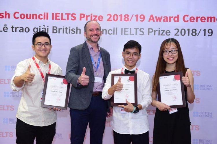 3 học sinh Việt Nam xuất sắc nhận Học bổng IELTS Prize - 3