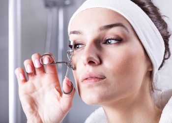 Những loại mỹ phẩm và dụng cụ làm đẹp không nên chia sẻ với bất kỳ ai - 3