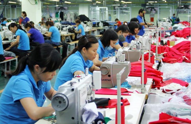 Lao động Việt Nam tiệm cận mức 4.521 USD - 4
