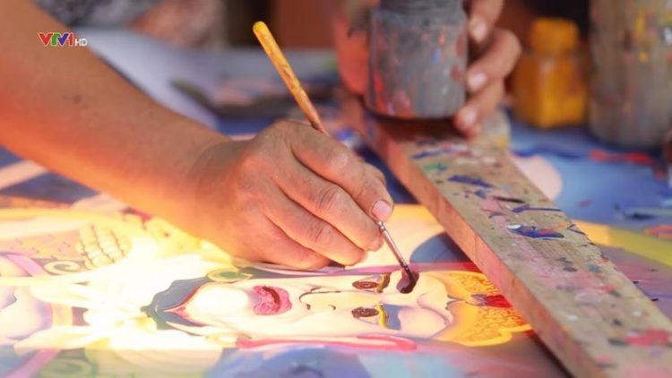 Nghệ nhân vẽ tranh kiếng Thạch Thị Phiên - 16