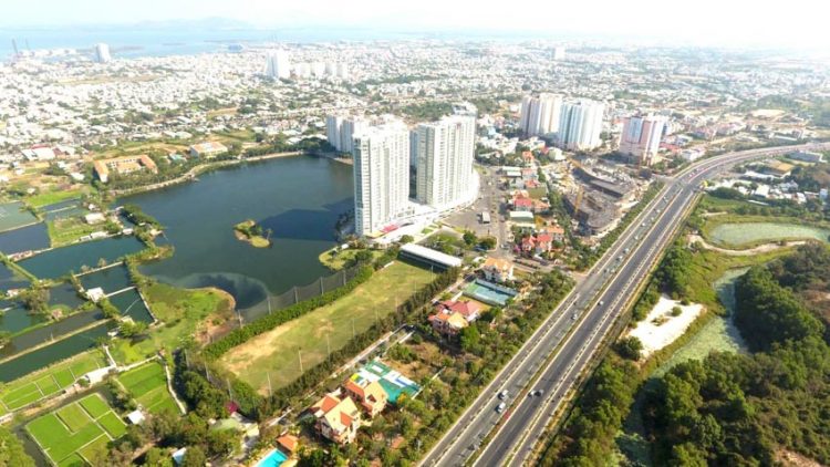 Bất động sản có thể thiếu hụt nguồn cung vài năm tới - 1