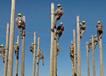 Những nghề nguy hiểm người ta vẫn phải làm - 1