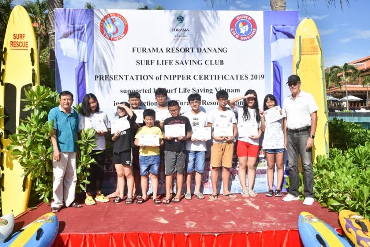 Trao bằng cứu hộ nhí “Nippers” 2019 tại Furama Resort Đà Nẵng - 3