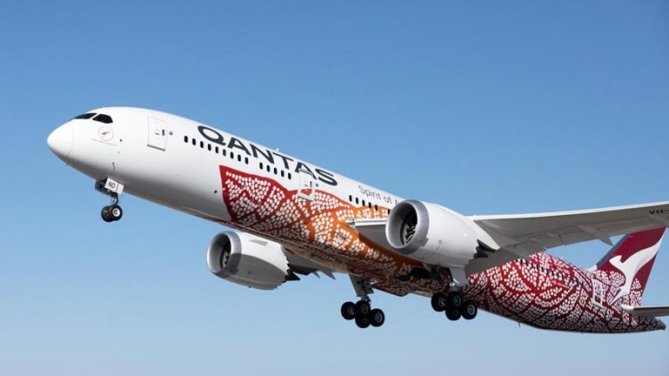 Qantas Airways thử chuyến bay thẳng 20 giờ để xem hành khách “có chịu nổi” - 1