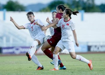 10 người Việt Nam đá bại Thái Lan, vô địch bóng đá nữ Đông Nam Á 2019 - 2