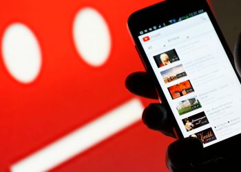Cách báo cáo kênh YouTube vi phạm nguyên tắc cộng đồng của YouTube
