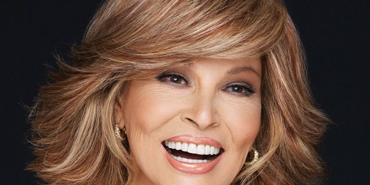 Raquel Welch: biểu tượng gợi cảm cổ điển của màn bạc