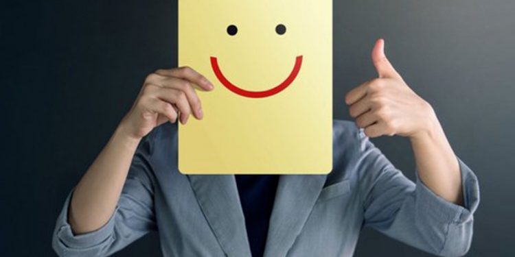 Cách não bộ xử lý lời khen và tại sao nó đang giết chết tiềm năng trong chúng ta