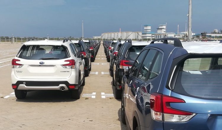 xe nhập khẩu giảm trong tháng cô hồn