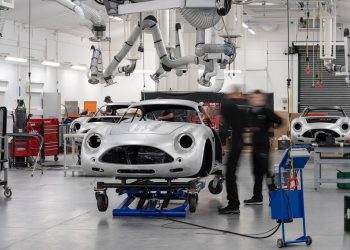 Aston Martin DB4 GT Zagato Continuation - 7