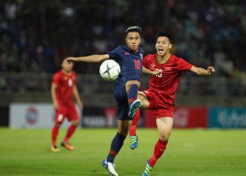 Cùng bỏ lỡ nhiều cơ hội, Việt Nam hòa Thái Lan không bàn thắng