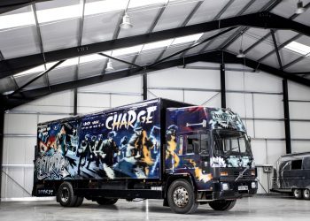 Chiếc Volvo cũ mèm có thể bán với giá 1,8 triệu đô la đắt nhất thế giới! - 01