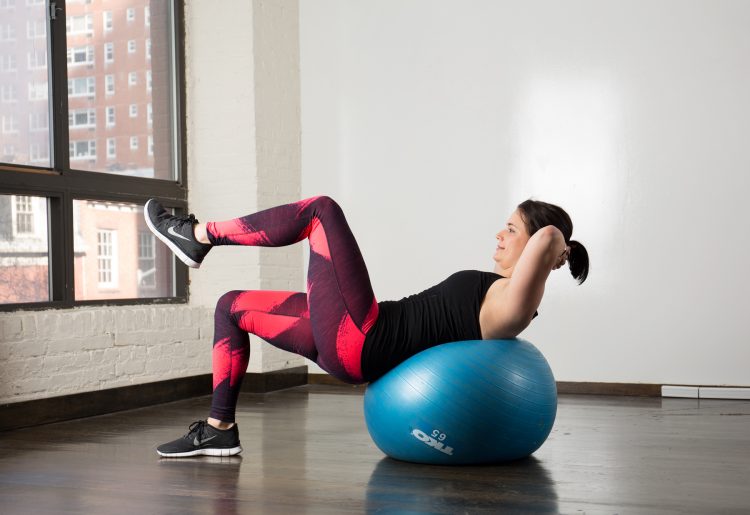 4 động tác giúp bạn năng động hơn