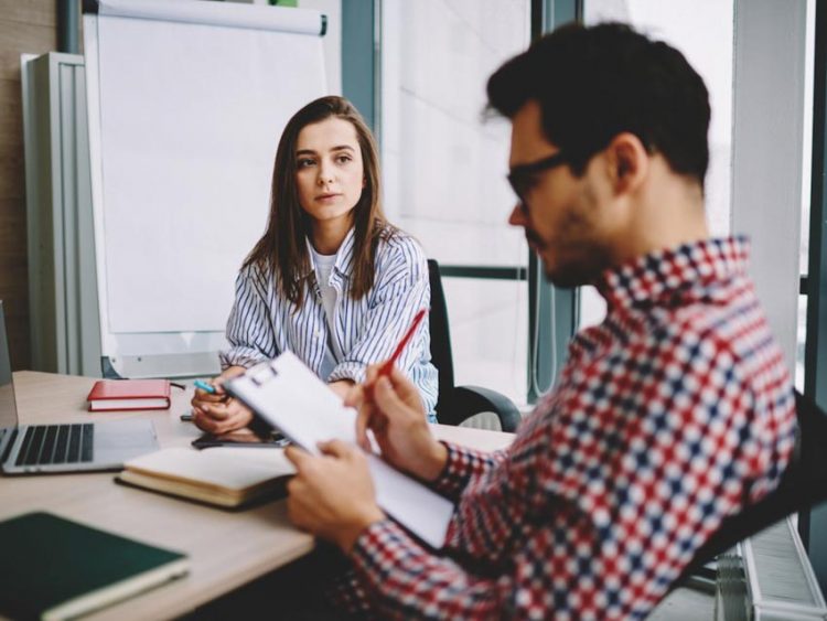 11 người tiết lộ điều họ muốn cho sếp biết -1