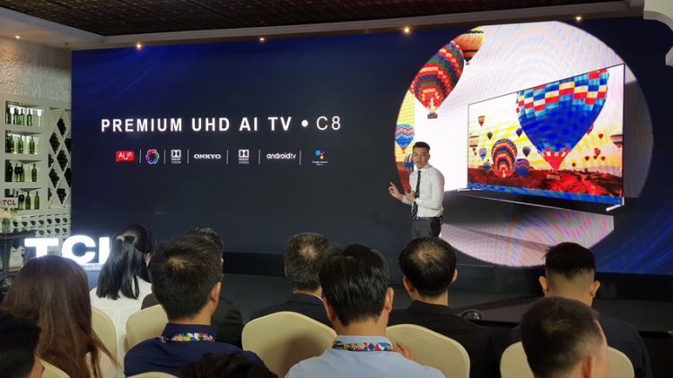 TCL ra mắt dòng TV UHD AI C8 giá từ 19,99 triệu đồng tại Việt Nam