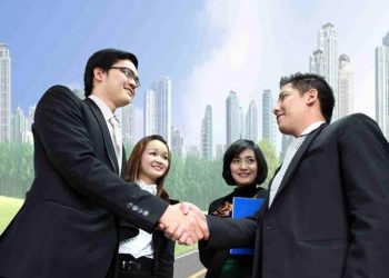 4 bí quyết thu phục khách hàng - 1