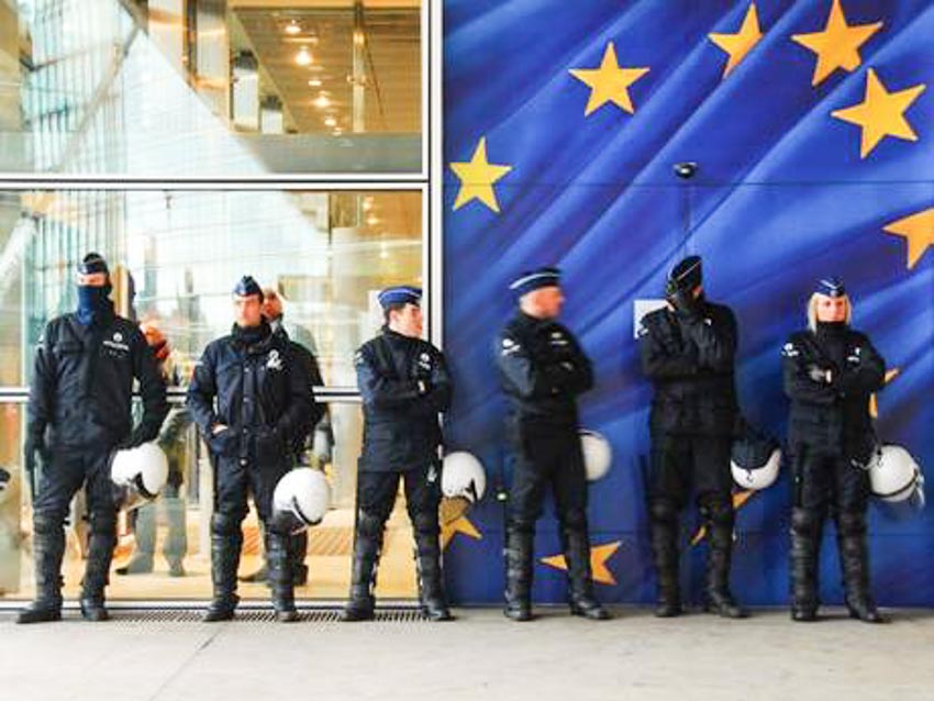 Europol trong cuộc chiến chống tội phạm và khủng bố thời kỹ thuật số - 6