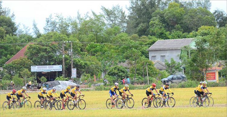 Coupe de Huế 2019 - giải đua xe đạp “điên rồ” nhất Việt Nam - 2