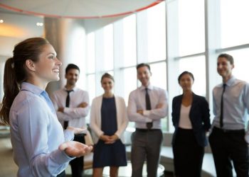 Khi nhân viên cũng là bạn - 1