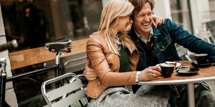 Nghệ thuật hẹn hò sau tuổi 50 - 1