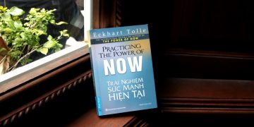 Sách Trải nghiệm sức mạnh hiện tại - "phương thuốc" hóa giải mọi nỗi đau, tận hưởng cuộc sống - 1