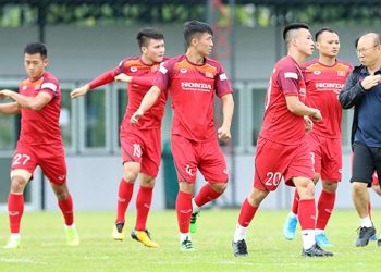 19h00 ngày 5/9: Thái Lan- Việt Nam: Xưng "Vương" trên sân khách - 1