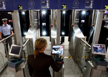 Ứng dụng trí tuệ nhân tạo trong kiểm soát xuất nhập cảnh - 01