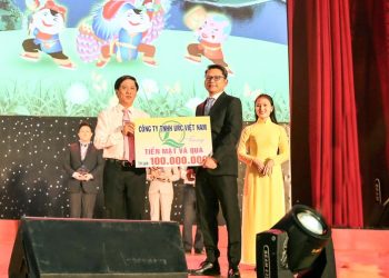 URC Việt Nam tài trợ học bổng cho HSSV nghèo tỉnh Bình Dương nhân dịp Trung thu 2019