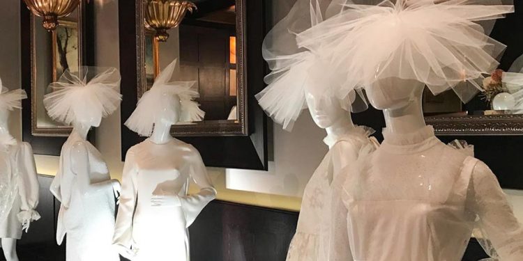 Karen Walker sắp công bố dòng váy cưới “sành điệu, tự tin và thực tế” - 20