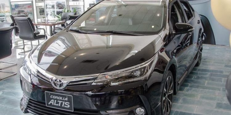 Chương trình ưu đãi khi mua xe Toyota Corolla Altis, Fortuner và Innova trong tháng 9 - 1