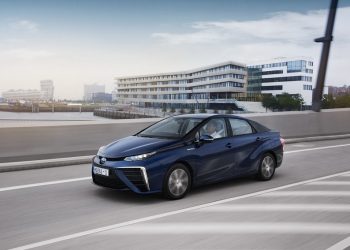 Toyota sẽ ra mắt Mirai FCV thế hệ thứ hai vào năm 2020 - 1