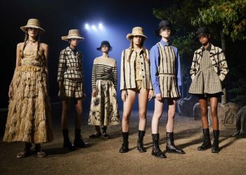 Lãng mạn và yên bình trong khu vườn của bộ sưu tập Dior Xuân-Hè 2020 - 9