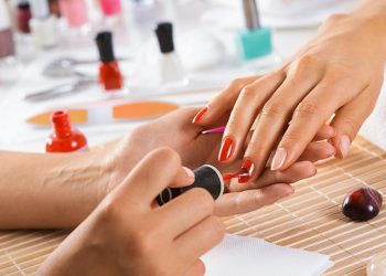 Các mẫu nails đang được yêu thích hiện nay - 14