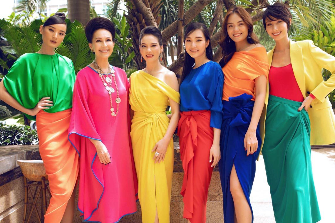 Cách phối trang phục đa sắc của những mỹ nhân V-biz - 3