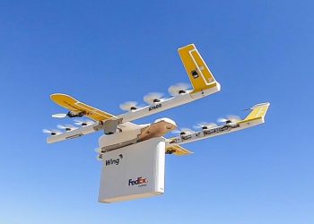 Triển khai dịch vụ giao hàng bằng máy bay không người lái đầu tiên ở Mỹ