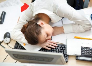 Mất ngủ, ngủ muộn, liệu có thể ngủ bù? - 2