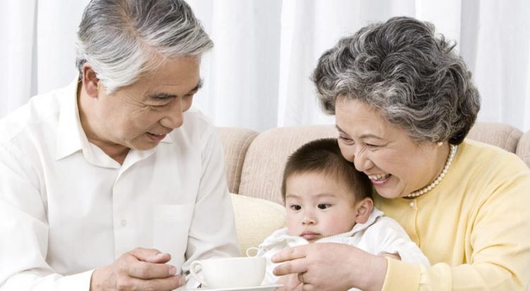 Nước nguồn xuôi mãi - Một đời vì con vì cháu - 1