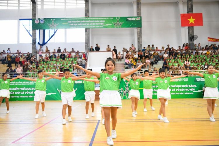 Học sinh Phú Yên tham gia Hội thi thể dục buổi sáng, thể dục giữa giờ và võ cổ truyền - 1
