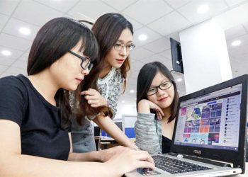 Phát triển kinh tế số với trợ lực từ thương mại điện tử - 1