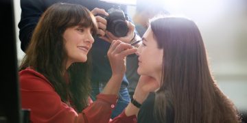 Trò chuyện với Lucia Pica về phong cách trang điểm trong BST Chanel RTW Xuân - Hè 2020 - 10