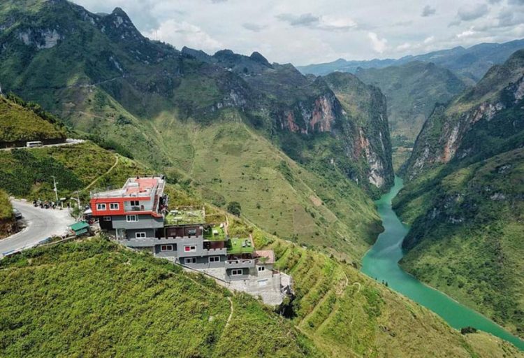 Sự tàn phá của du lịch bầy đàn - 1